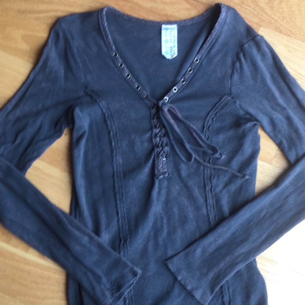 Free People long sleeve distressed shirt - Picture 2 of 8